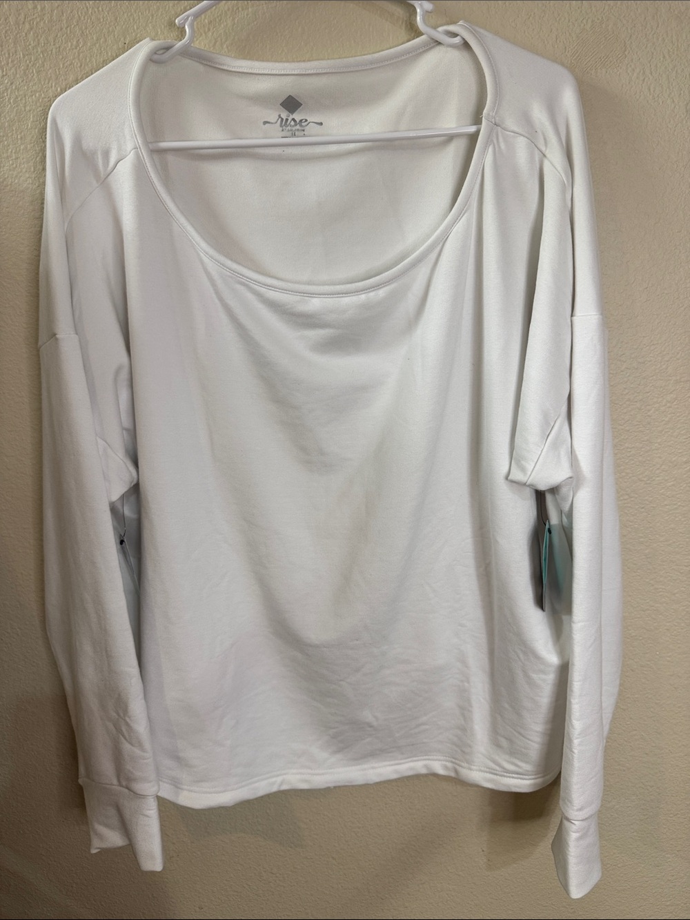 Scoop Neck White Long-Sleeve Lightweight Top